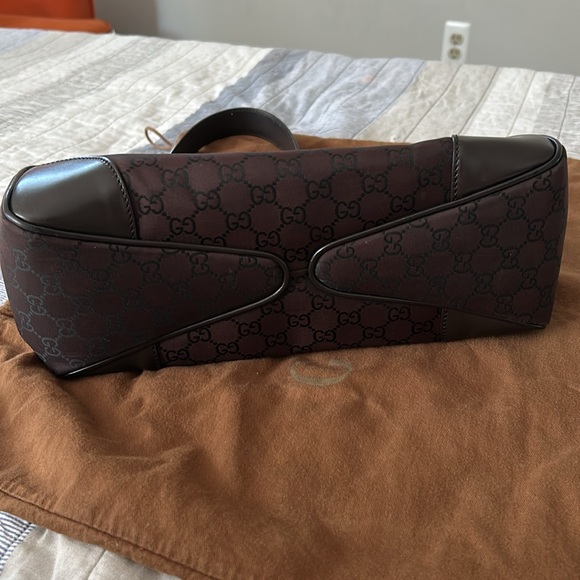 Gucci Vintage Shoulder Bag - Picture 8 of 9